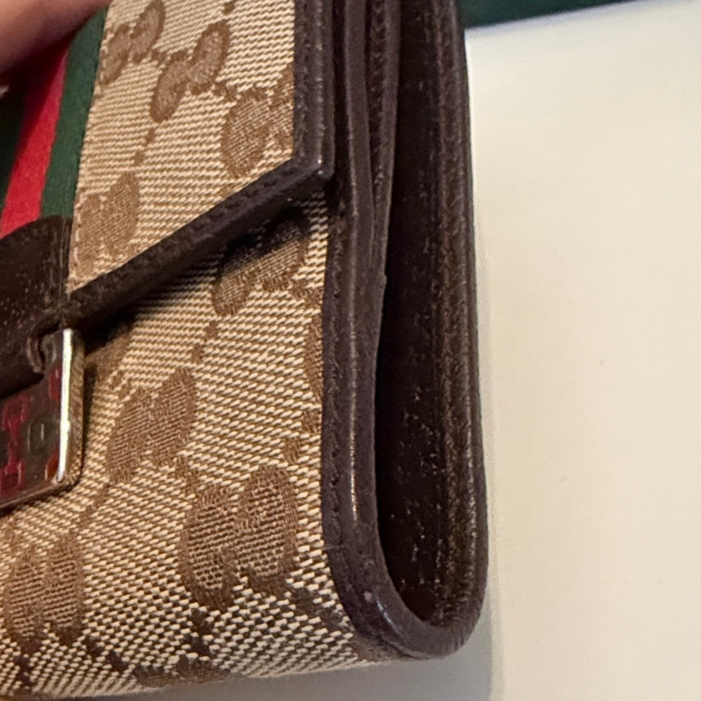 Gucci Ophidia Monogram Wallet with Green and Red Accent - Picture 3 of 11